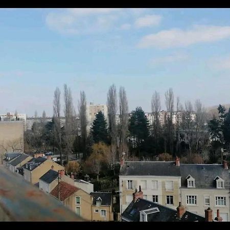 Un Temps Pour Soi Lägenhet Châteauroux Exteriör bild